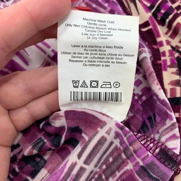 🎉Motherhood Maternity Burgundy & Tan Pattern Top - Picture 6 of 7